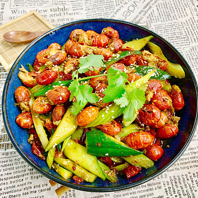 麻辣小龙虾尾(大辣)（500ml盒装）