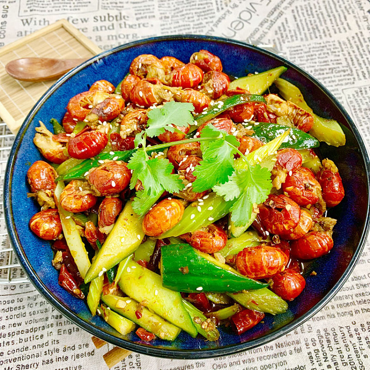 hot-and-spicy-crawfish-tails-1