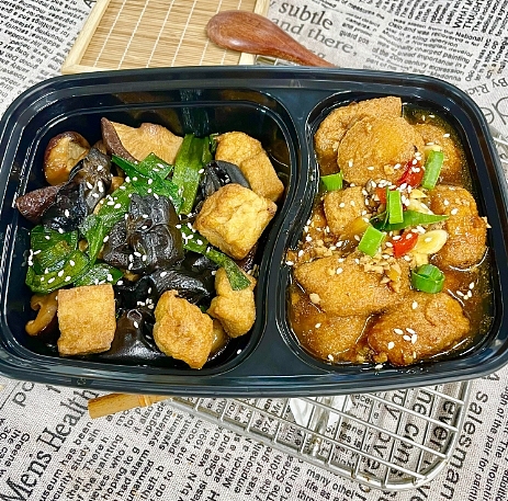 japanese-tofu-with-minced-pork-pot-tofu-puff-with-shiitake-mushrooms-1