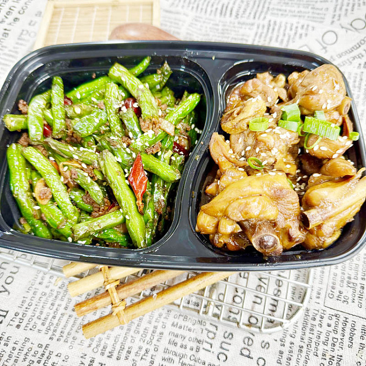 scallion-braised-chickendry-fried-green-beans-with-pork-mince-1