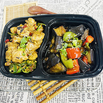 2663川式风味小炒鸡腿丁（辣）+红烧茄子（1000ml盒装）