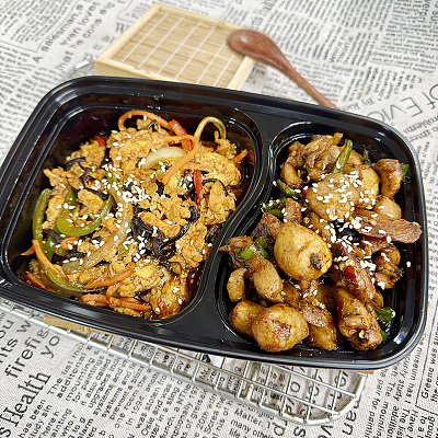 1355 川式风味小炒鸡腿丁（小辣）+鱼香鸡蛋（1000ml盒装）