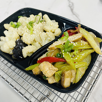 2642香干西芹炒花肉（辣）+爽口黑木耳炒白花菜（1000ml盒装）
