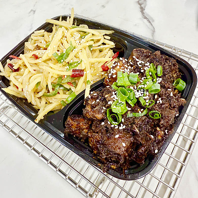 1994梅干菜烧肉＋家常味炒土豆丝(中辣) （1000ml盒装）