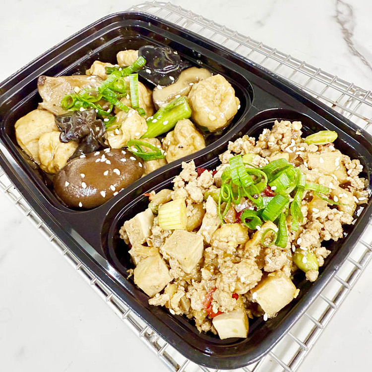 minced-pork-stir-fried-with-dried-radish-and-edamame-tofu-puff-with-shiitake-mushrooms-1
