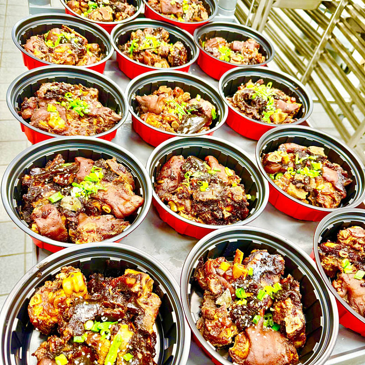 braised-pork-trotters-1