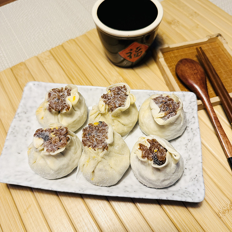 handmade-shanghai-salted-egg-with-sticky-rice-shumai-6pcs70gpcs-1