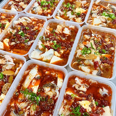 14.9刀新主厨 麻辣水煮鱼片（黑鱼片）（辣）（750ml盒装）（约500g）【限时特价】