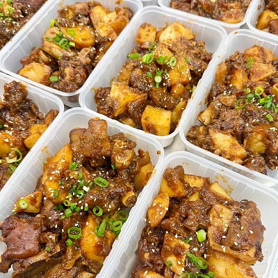土豆炖猪蹄（不辣）（750ml盒装）【赏味期至周五 介意者勿拍】